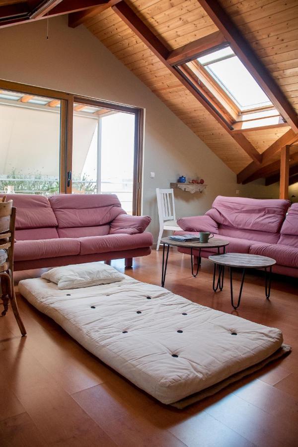 Country Style Attic In The Heart Of Preveza Apartment Exterior photo